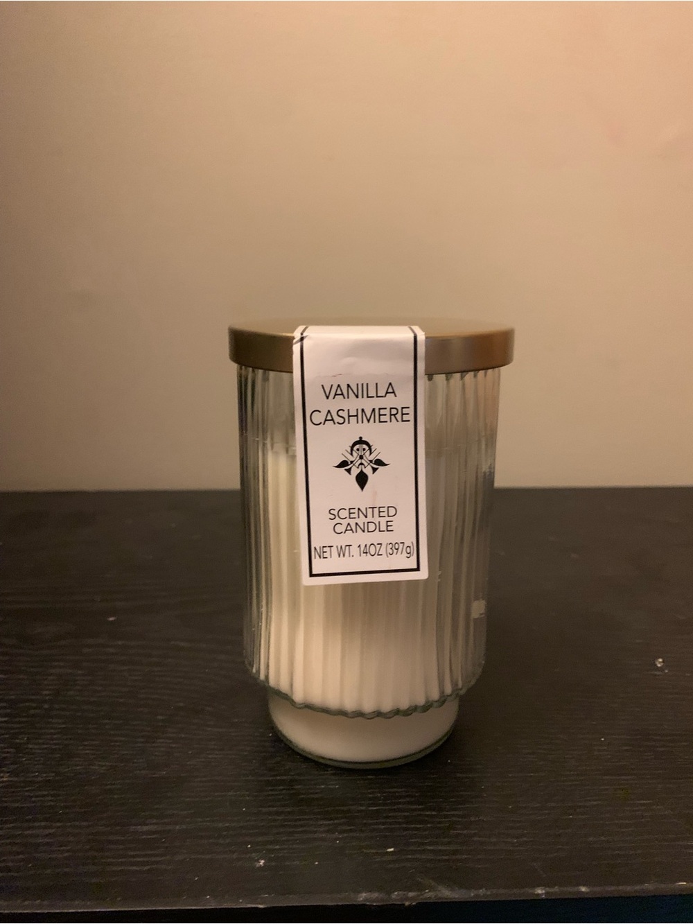 Source Unknown Vanilla Cashmere Scented Candle - White with Gold Lid